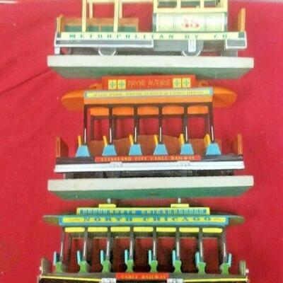 https://www.ebay.com/itm/114658338292	GN3182 LOT OF THREE USED VINTAGE LEFTON CERAMIC TROLLY CARS FIGURINES		 Buy-it-Now 	 $19.99 
