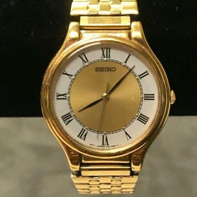 https://www.ebay.com/itm/124551935419	HY011 SEIKO WATCH V701-1Y70 GOLD TONE VINTAGE 1970s WATCH		 Buy-it-Now 	 $19.99 
