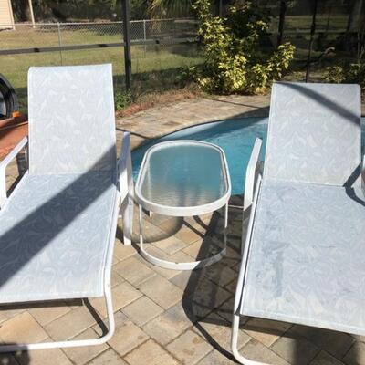 The slings are in perfect condition but the frames need paint.