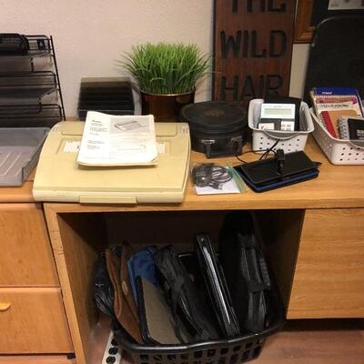 briefcases and office gear 