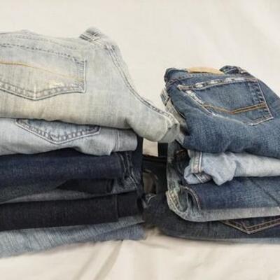 1074	LOT OF 14 PAIRS OF ABROCROMBIE & FITCH JEANS. VARYING DEGREES OF WEAR
