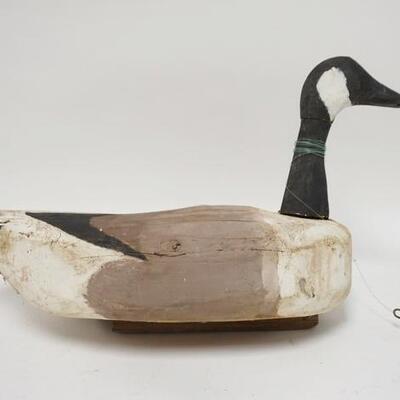 1096	LARGE CARVED WOODEN GOOSE DECOY W/ WEIGHT SIGNED SPP 23 IN L 	100	200	25	PLEASE PAY ATTENTION FOR DAILY ADDITIONS TO THIS SALE....