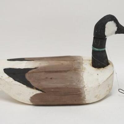 1097	LARGE CARVED WOODEN GOOSE DECOY W/ WEIGHT SIGNED SPP 23 IN L 	100	200	25	PLEASE PAY ATTENTION FOR DAILY ADDITIONS TO THIS SALE....