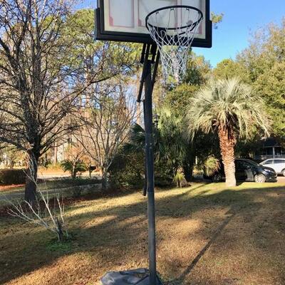 Basketball hoop $75