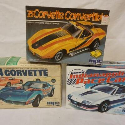 1057	MPC LOT OF 3 MODEL CAR KITS, '74 AND '75 CORVETTE AND CAMARO PACE CAR. KITS ARE POSSIBLY COMPLETE, NOT GUARANTEED	50	100	10	PLEASE...