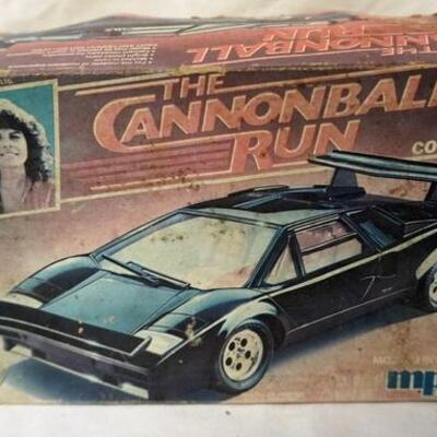 1030	MPC MODEL CAR KIT, CANNONBALL RUN, BOX IS WORN, KITS ARE POSSIBLY COMPLETE, NOT GUARENTEED	50	100	10	PLEASE PAY ATTENTION FOR DAILY...