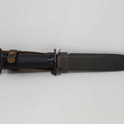 #1724 â€¢ 7 Inch Bayonet With Sheath