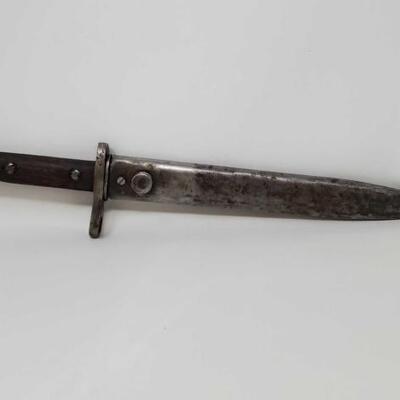 #1706 â€¢ 9.5 Inch Bayonet With Sheath