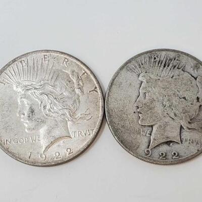 #2634 â€¢ 2 1922 Silver Peave Dollars
