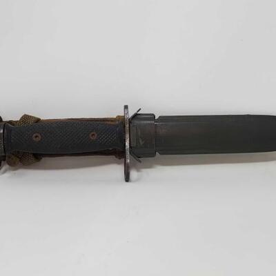 #1712 â€¢ 6 Inch Bayonet With Sheath