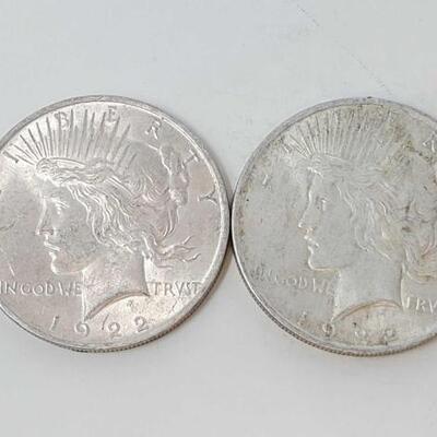 #2608 â€¢ 2 1922 Silver Peace Dollars