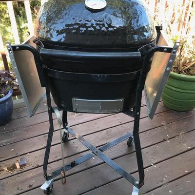 Primo ceramic grill $280