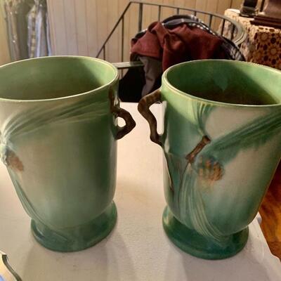 Pair of Roseville vases 10
