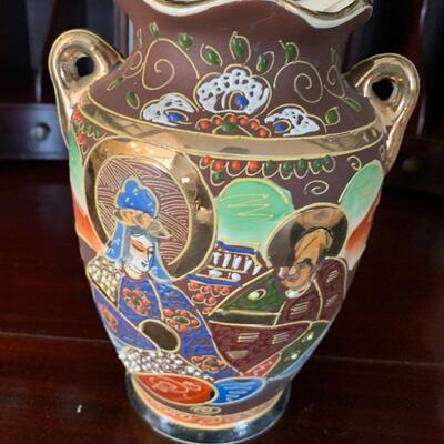 Eastern decorator vase