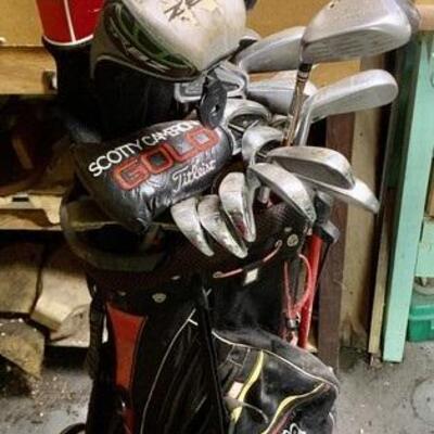 Taylormade Golf Bag with Golf Clubs and Balls. Includes AERO BURNER TAYLORMADE GOLF CLUB WITH CLUB COVER