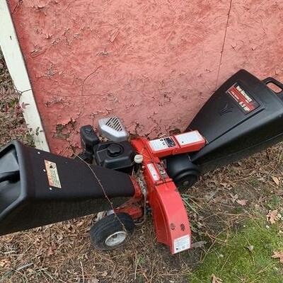 Yard Machines 3-Way System Chipper 6.5 HP