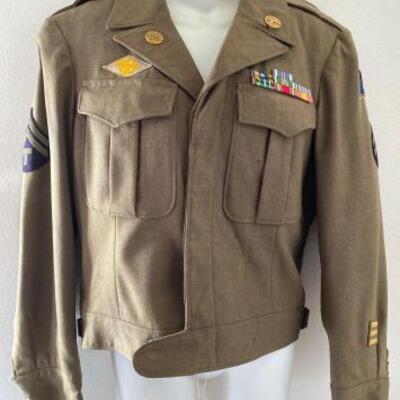 2022	

US Military Uniform Jacket
US Military Uniform Jacket