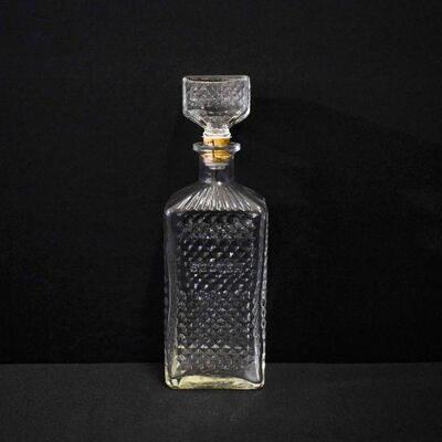 Scotch Decanter with Stopper