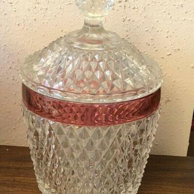 https://www.ebay.com/itm/124565624903	TR8008 Cranberry Glass Covered Candy Dish Pickup Only

