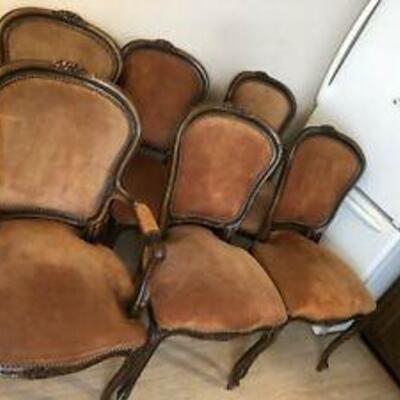 https://www.ebay.com/itm/114672516150	TR8025 Vintage Dinning Room Chairs (2 captain + 4 reg) Pickup Only
