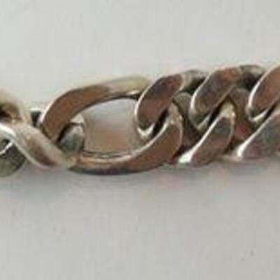1242	STERLING SILVER HEAVY CHAIN BRACELET, MARKED 925. APPROXIMATELY 7 1/2 IN LONG	100	200	50	PLEASE PAY ATTENTION FOR DAILY ADDITIONS TO...