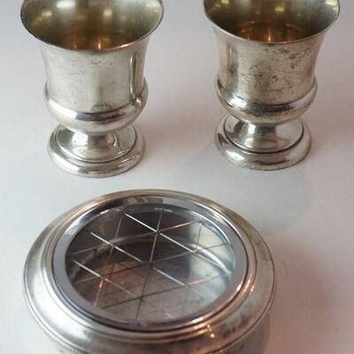 1281	STERLING SILVER ASHTRAY AND 2 PEDESTAL CUPS. APPROXIMATE WEIGHT WITHOUT ASHTRAY INSERT	75	150	50	PLEASE PAY ATTENTION FOR DAILY...