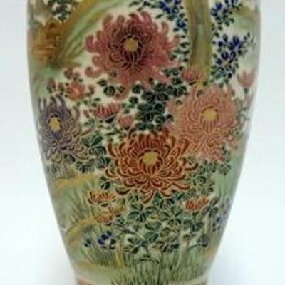 1029	SATSUMA VASE MARKED IN RED AT BOTTOM, 6 IN HIGH

