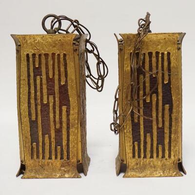 1166	PAIR OF BRASS HANGING PORCH LIGHTS W/ TEXTURED AMBER GLASS PANELS. 5 IN SQ 10 IN IN. ONE OF THE LIGHT IS MISSING A SOCKET	70	150	25...