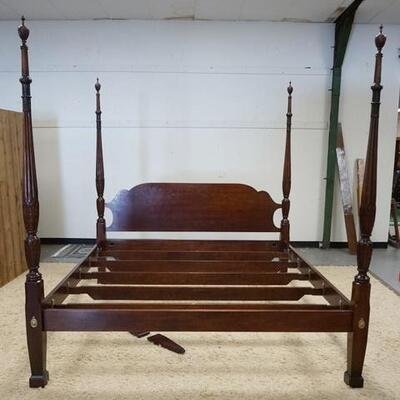 1077	STATTON OLD TOWNE SOLID CHERRY POSTER/TESTER BED, KING SIZE
