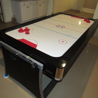 Harvard pool table / air hockey combo 