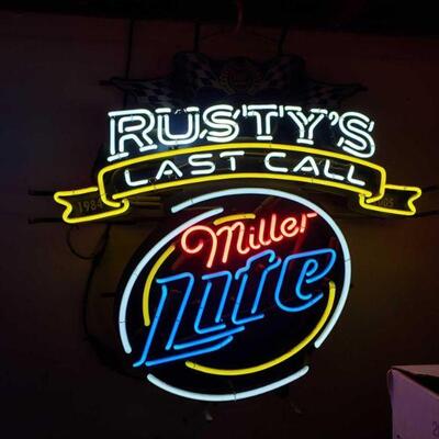 564	
Rusty's Last Call Miller Lite Neon Sign
Measures Approx: 32