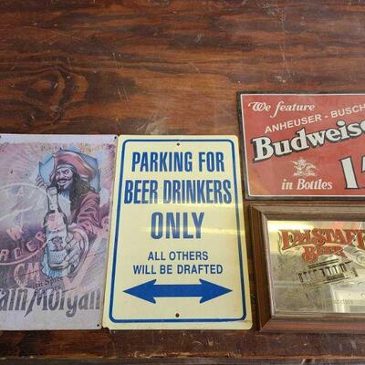 532	
Beer Signs
Beer Signs And A Captain Morgan Sign