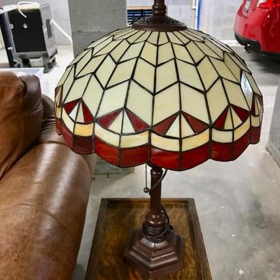 Tiffany style lamp $45