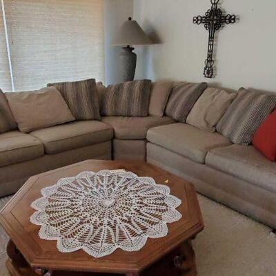 #2014 • Cloth Sectional measures approx 168x37x27