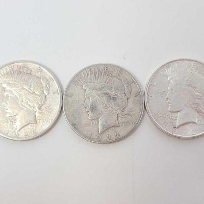 586	

3 1922 Silver Peace Dollar
3 1922 Silver Peace Dollar