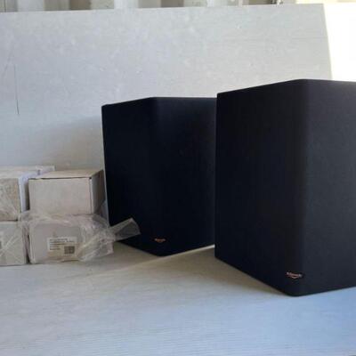 4052	

Six 18v Batteries, One 12v Battery, 1 Pair Of Klipsch Speakers
Speakers 12â€x9â€x13â€