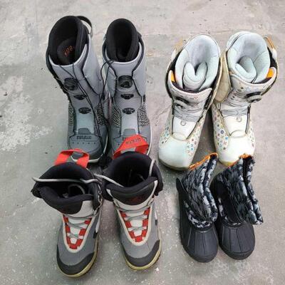3278	

Snowboard Boots & Kids Snow Boots
3 Pairs Of Snowboard Boots Sizes 12/8/3 & Kids Snow Boots Size 13