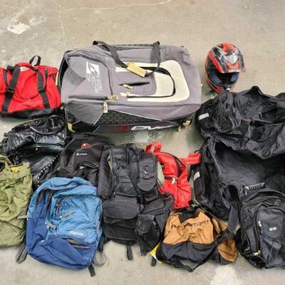 3274	

Gear Bag. Duffle Bags. Backpacks
Purses. Vest. Motorcycle Helmet. Carhartt Bag