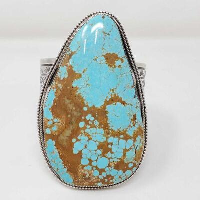 400	

Sterling Silver Cuff With Large Number 8 Turquoise Stone, 340.3g
Weighs Approx 340.3g. Stone Measures Approx 3.5