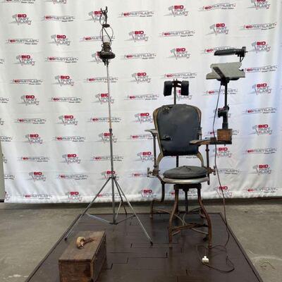 3500	

Ron Pippin Chair
49â€x47â€x66â€
