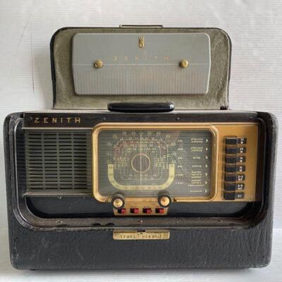 4062	

Zenith Vintage Radio
Zenith Vintage Radio