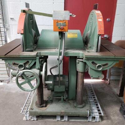 3000	

30" Disk Sander
30" Max Universal Disk Sander 64"x40"x53"
