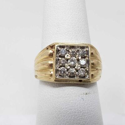 2314	

14K Gold Diamond Ring, 4.3g
Ring Size: 7
