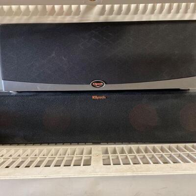 4066	

2 Klipsch Speakers
31â€x14â€x7â€ - 23â€x11â€x8â€
