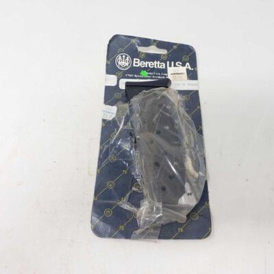 2110	

One Beretta M92 9mm 8 Round Magazine
One Beretta M92 9mm 8 Round Magazine
