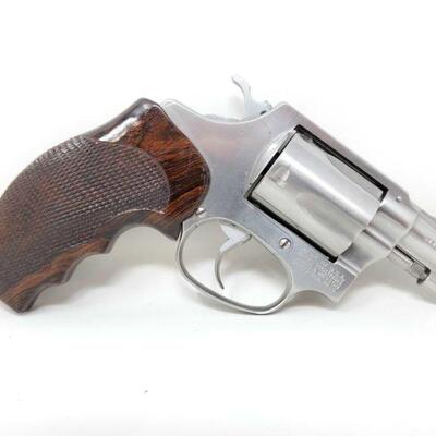 644	

Smith & Wesson 60 .38spl Revolver
CA OK, No CA Shipping
Serial Number: R259751
Barrel Length: 2"

California Transfer...