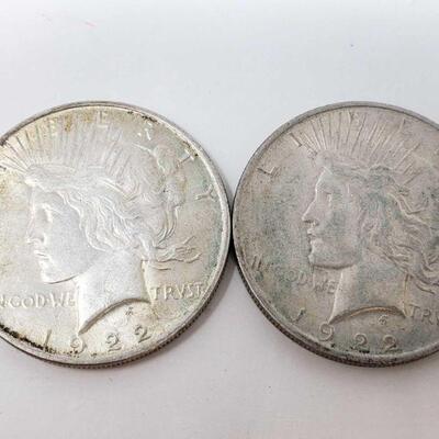2641	

Two 1922 Silver Peace Dollars
Two 1922 Silver Peace Dollars