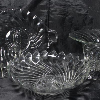 Colonyâ€ by Fostoria C.1940-1973: 2-Handled Cake Plate (12 3/8â€), Large 10 1/2â€ Fruit Bowl,   Flared Vase 6 1/4â€H