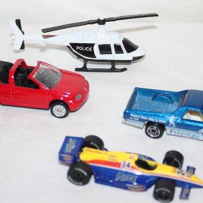 Nano Auto Silverlit â€œEagleâ€. Maisto VW Golf CTI, Maisto Police Helicopter,  Johnny Lightning 1999 Playing Mantis, Hot Wheels 1970...