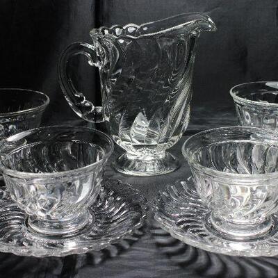 Colonyâ€ by Fostoria C.1940-1973: Set of 4 Cups & Saucers and  Pint 16 oz. Cereal Pitcher